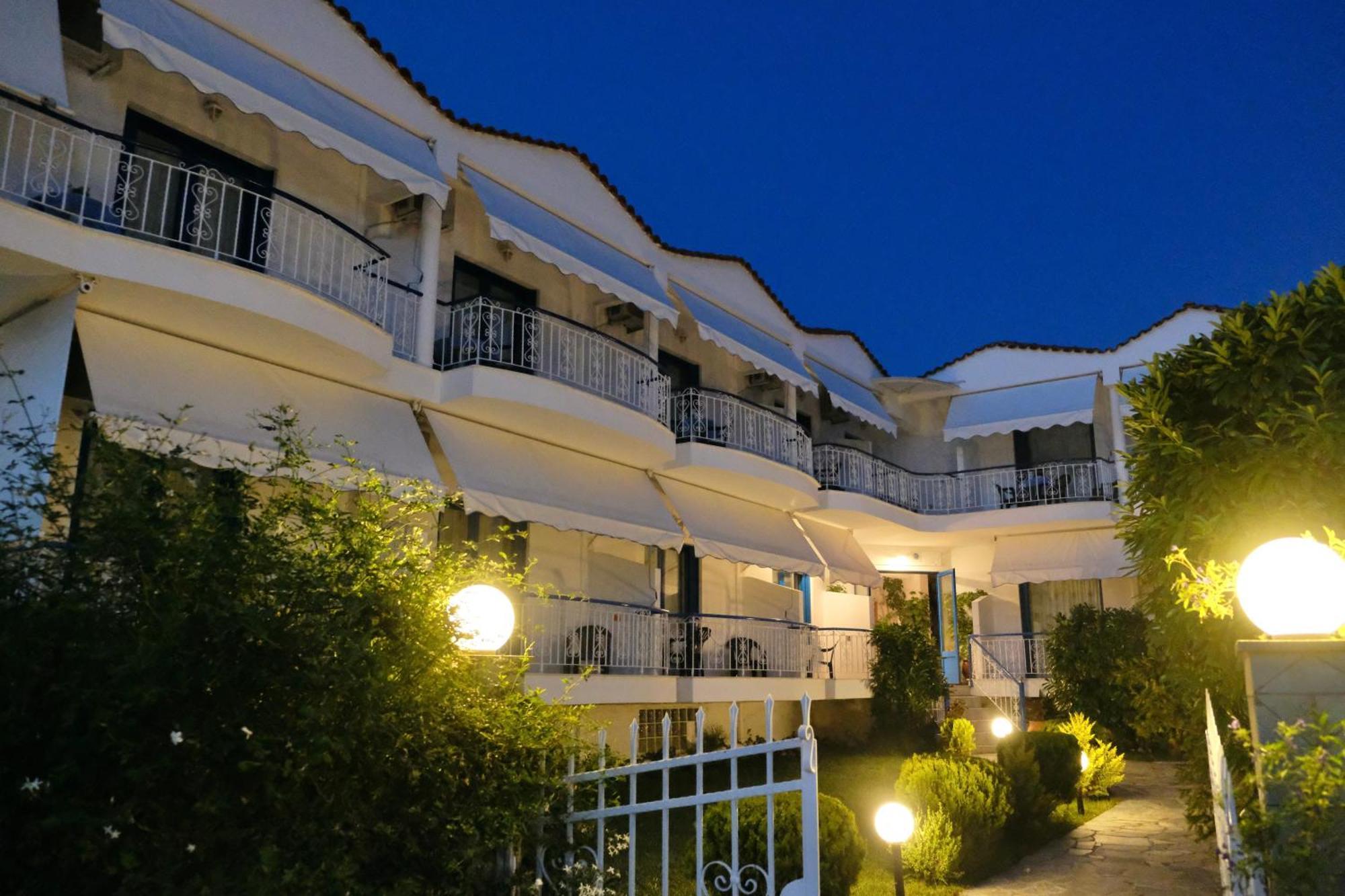 Leventis Apartments Rovies Luaran gambar